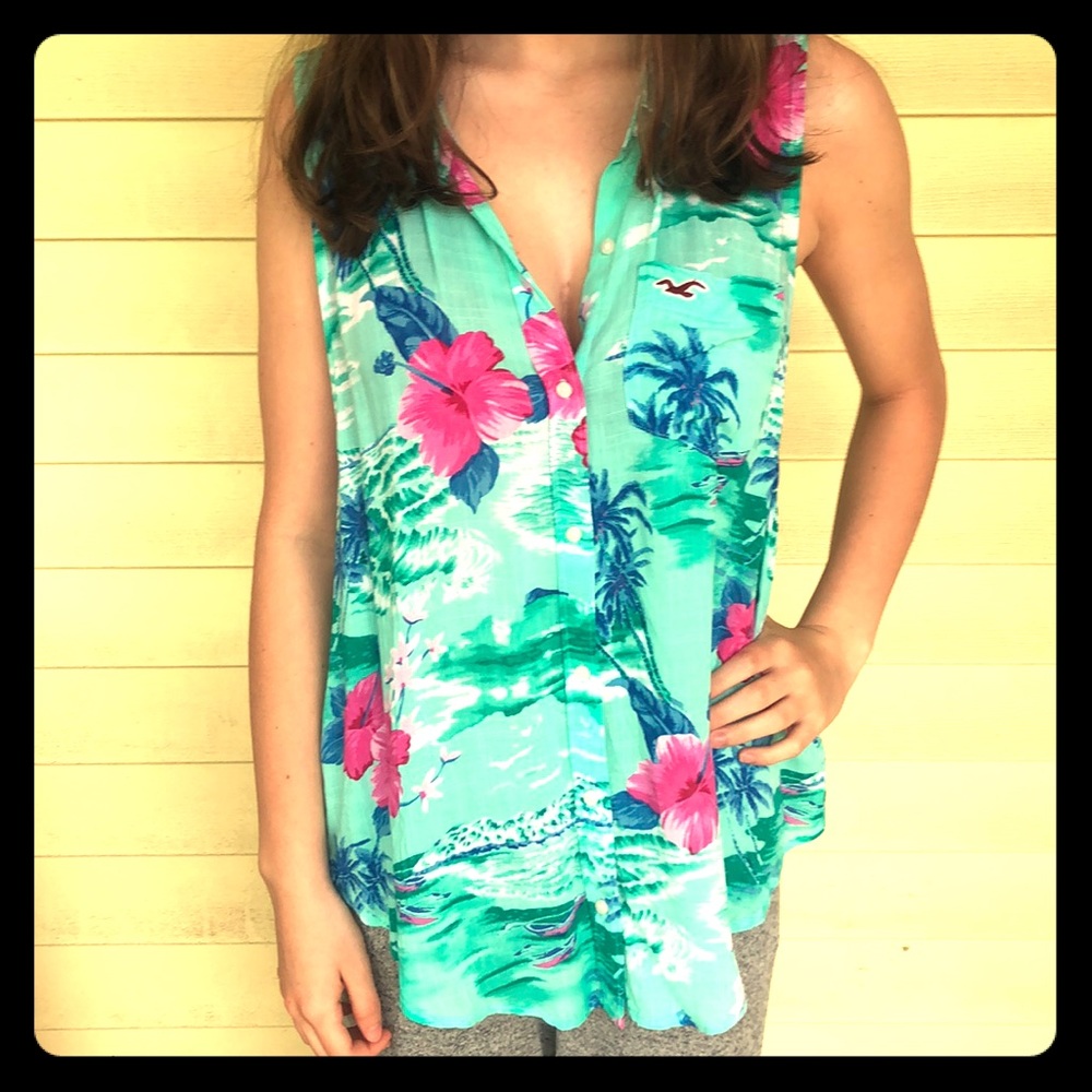 Hollister tank